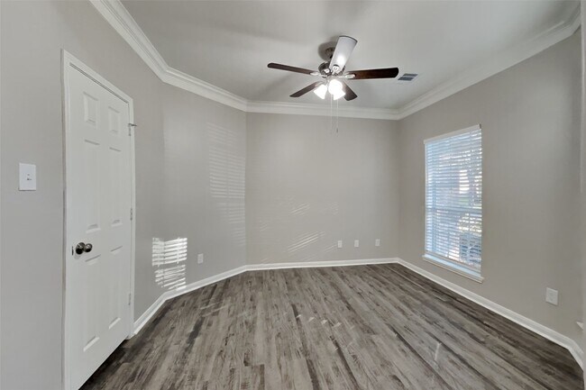 Foto del edificio - 1114 Woodley Bend