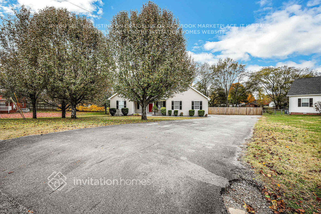 Foto principal - 126 Wickham Ct