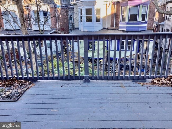 Foto del edificio - 4825 Baltimore Ave