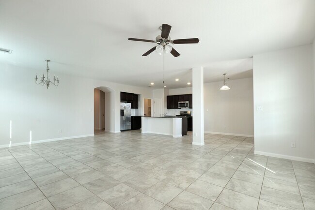 Building Photo - 5608 Corsica Loop