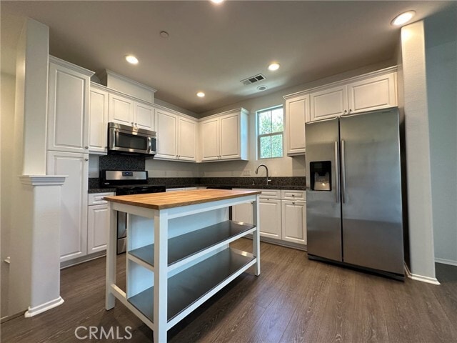 Building Photo - 3310 E Yountville Dr