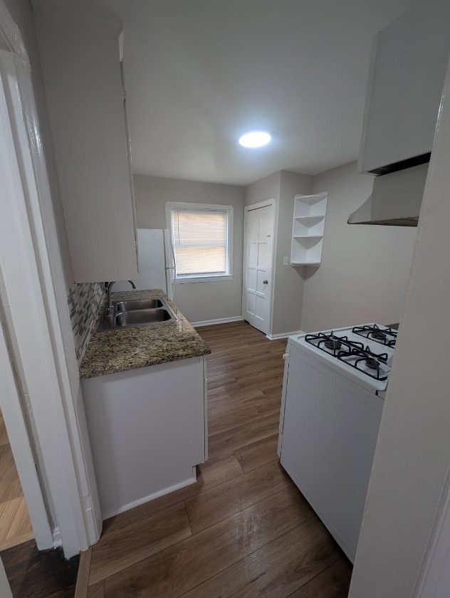 4488 W 150th St Cleveland, OH 44135 – photo 4