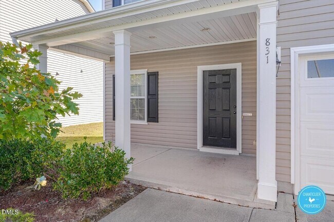 Foto del edificio - 831 Ember Dr