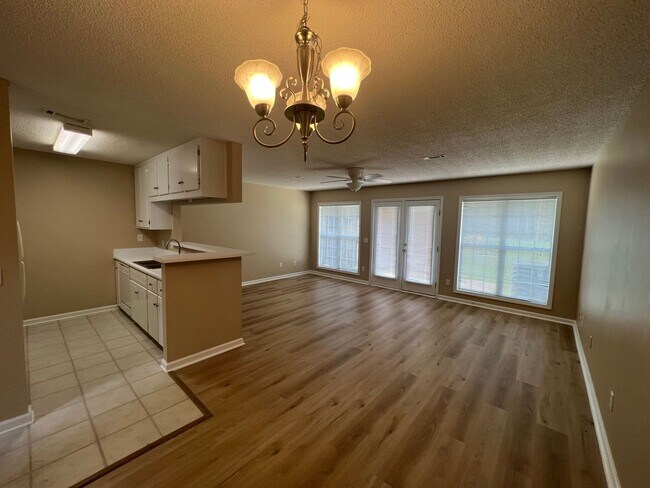 Building Photo - 151 Woodberry Drive