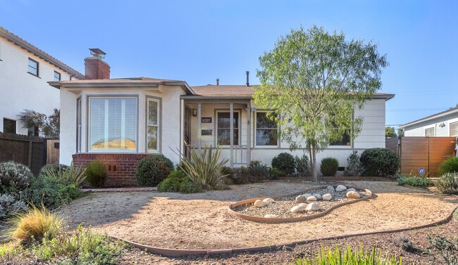 Building Photo - 8207 Stewart Ave