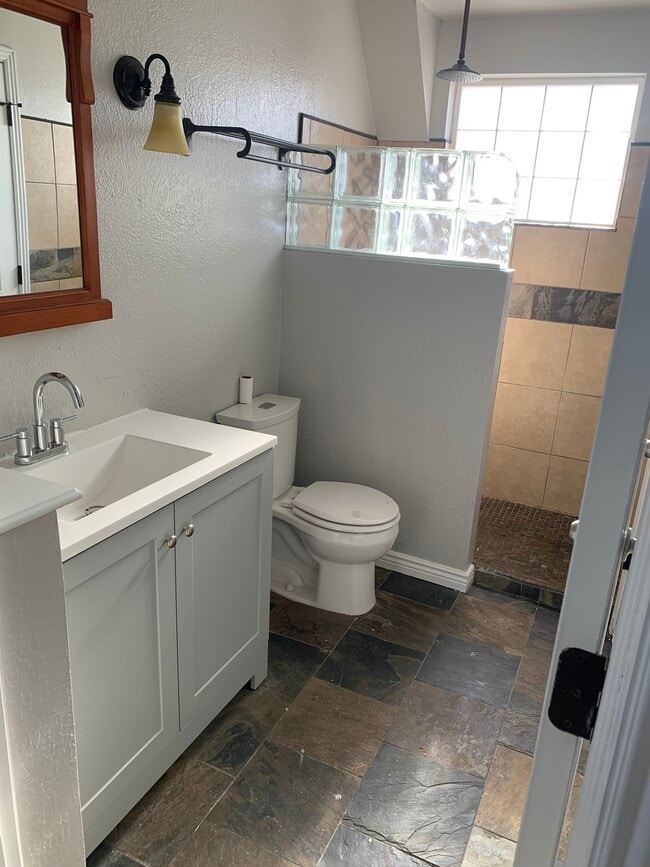 Building Photo - 5242 E Sandpiper Ave