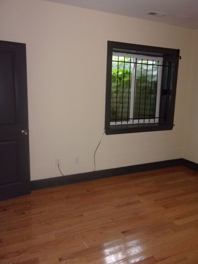 Photo - 1851 Bouvier St, Temple