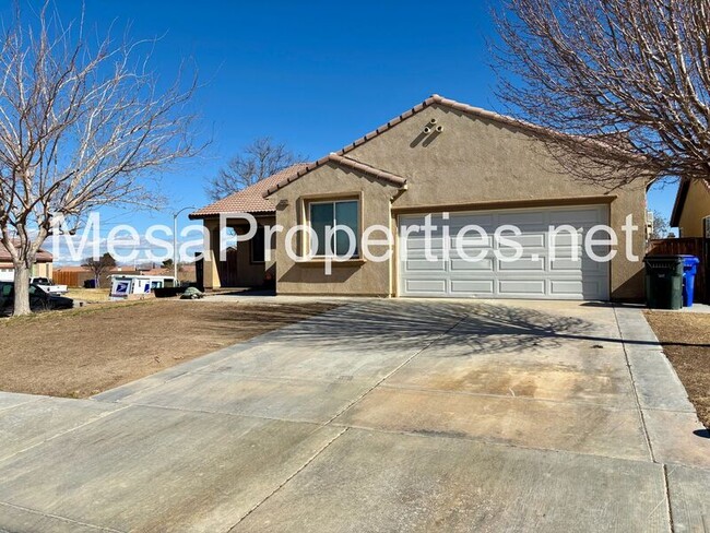 Foto del edificio - 14567 Heatherdale Ct