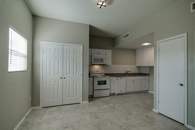 Building Photo - 3025 Sappington Pl