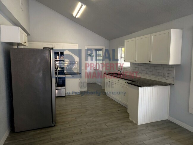 Foto del edificio - Village of the Arts Charmer — Updated 2BR Home with Detached 1BR Cottage