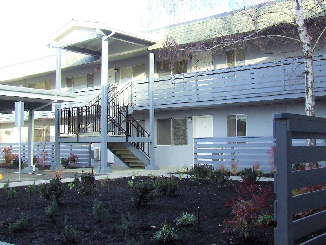 3142 Grant St Unit 12, Concord, CA 94520 3142 Grant St Concord, CA