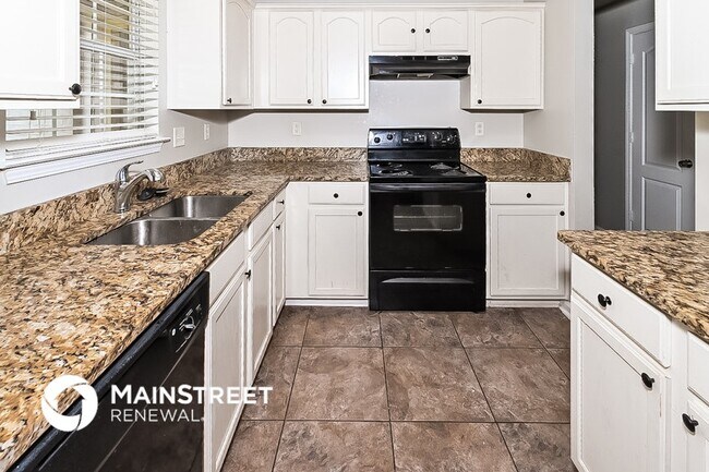 Foto del edificio - 2257 Purple Leaf Ln