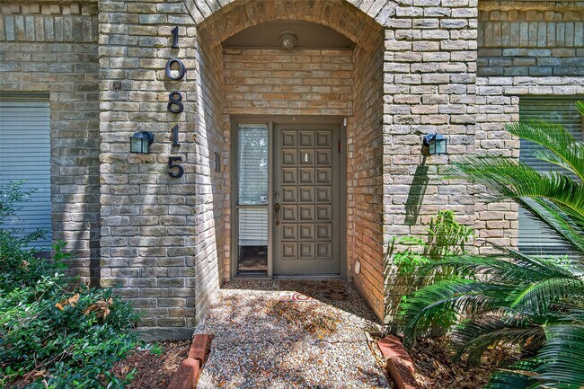 Foto del edificio - 10815 Shawnbrook Dr