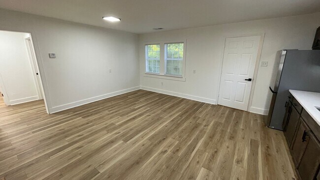 Building Photo - Charming 3 Bedroom Home in North Little Rock