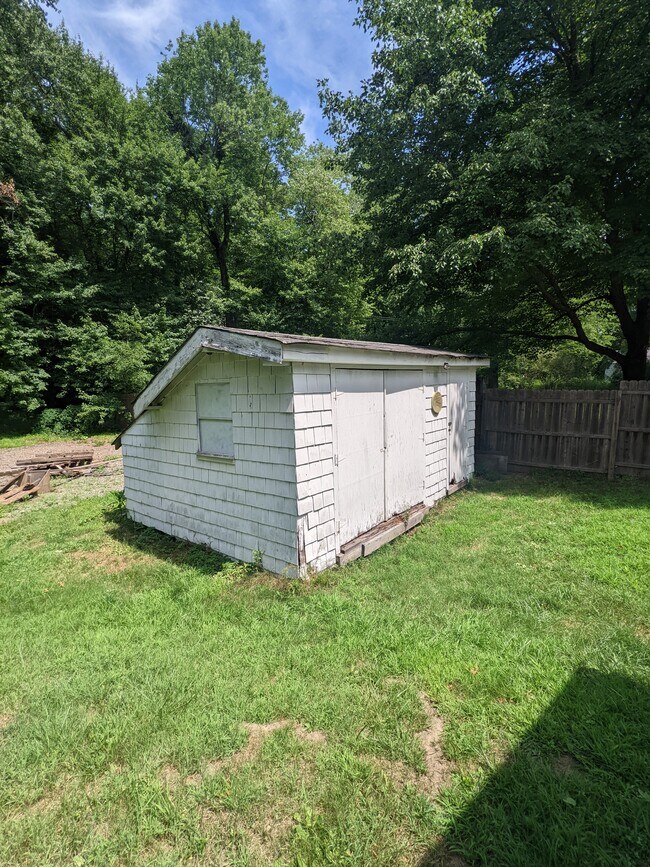 Building Photo - 95 Stoughton Rd