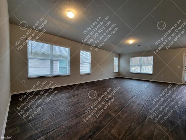 Building Photo - 4 br, 2 bath House - 6000 Ronee Leah Dr