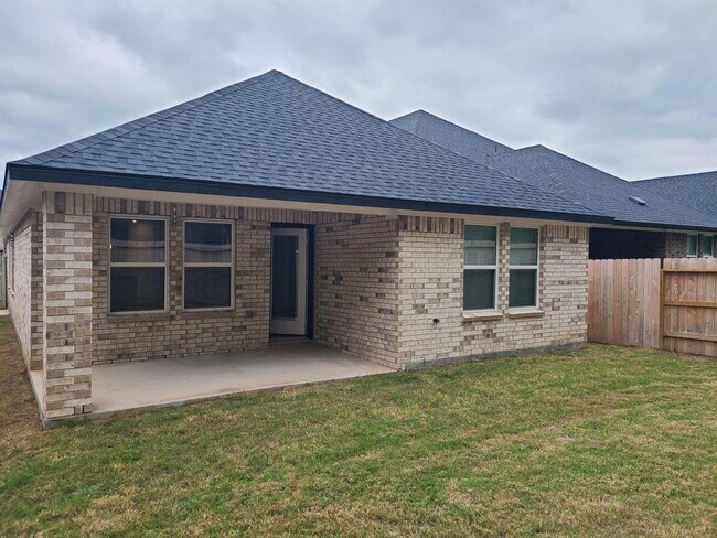 Building Photo - 17630 Rosette Grass Dr