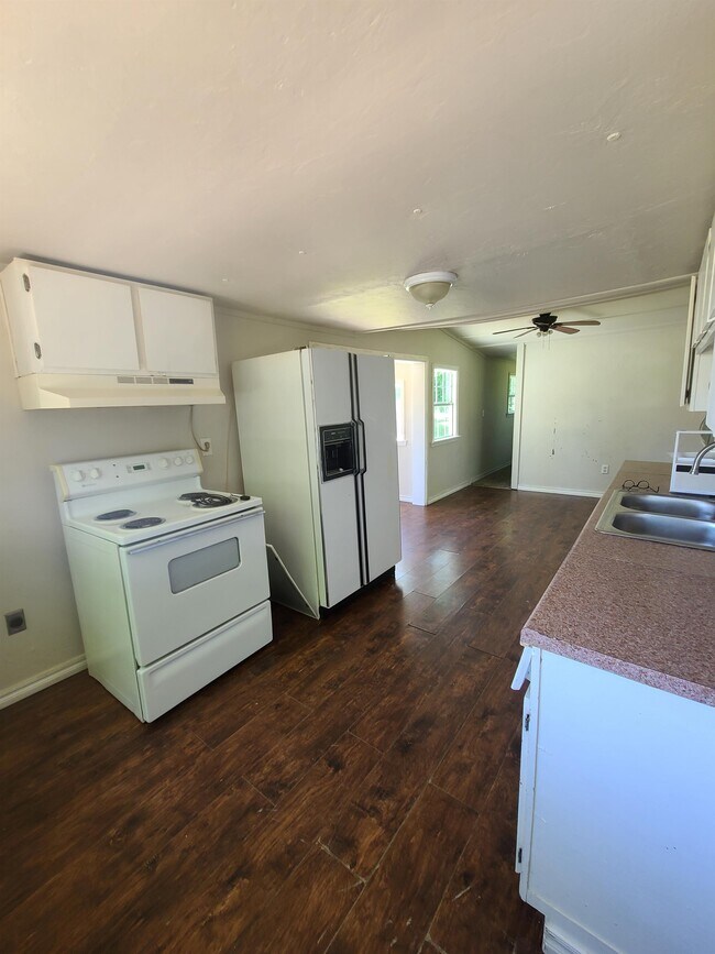 Foto del edificio - 2520 SW 30th St