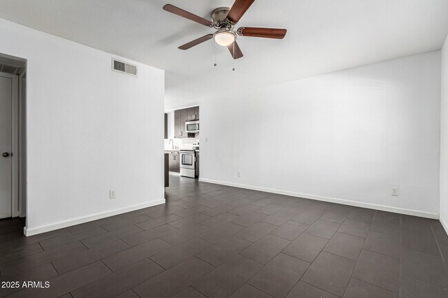 Foto del edificio - 3034 N 35th St