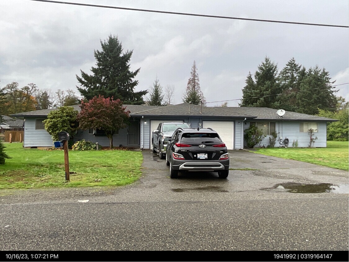 Primary Photo - 13924 6th Ave E