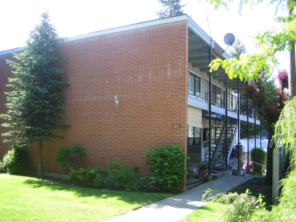 Building Photo - 510 E Wallace Ave