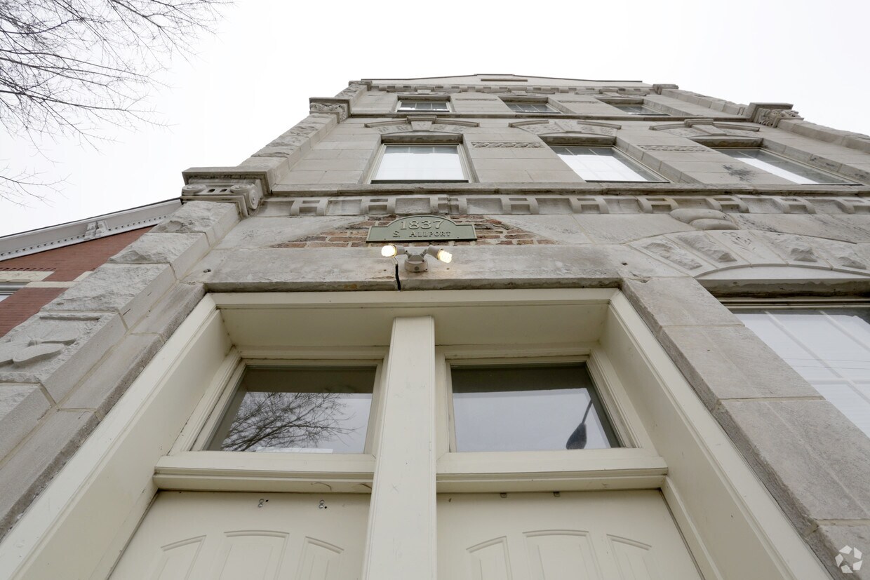 Building Photo - 1837 S Allport St
