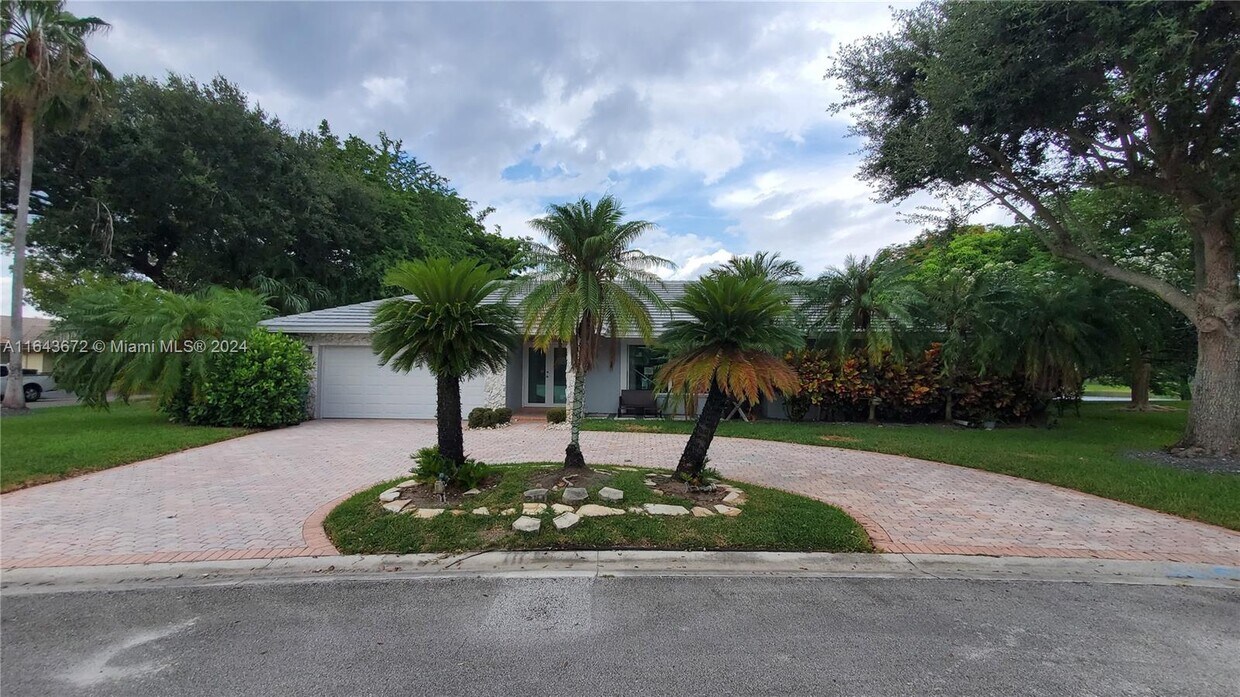 Primary Photo - 11345 NW 3rd Pl
