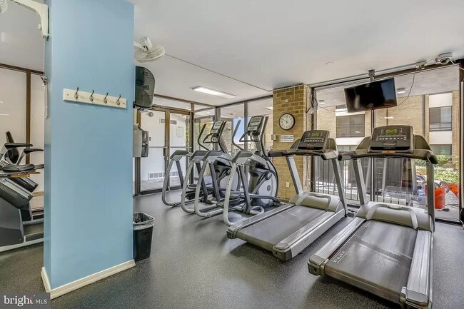 Gym in building - 118 Monroe St