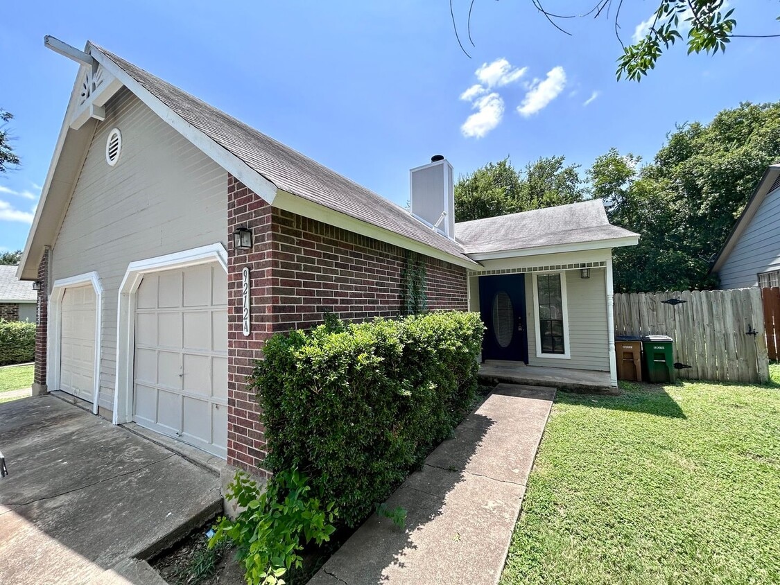 Foto principal - 9212 Kempler Dr