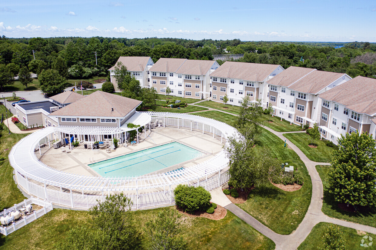 Primary Photo - Chestnut Farm Apartments