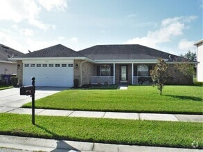 Building Photo - 2061 Big Buck Dr