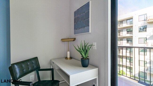 Foto del edificio - 1414 Wood Hollow Dr