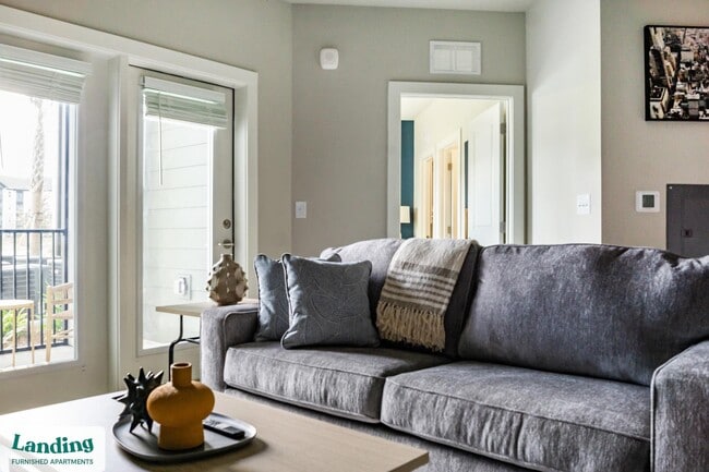 Building Photo - 10800 Colonial Gtwy Dr