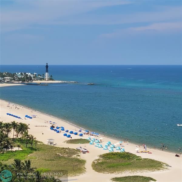 Foto del edificio - 1012 N Ocean Blvd
