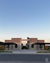 Building Photo - 1801 W Violet Dr