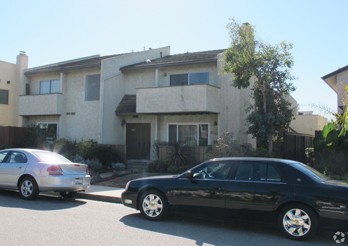 Building Photo - 5000 Nautilus St