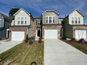 Building Photo - Room in Townhome on Whitesell Way