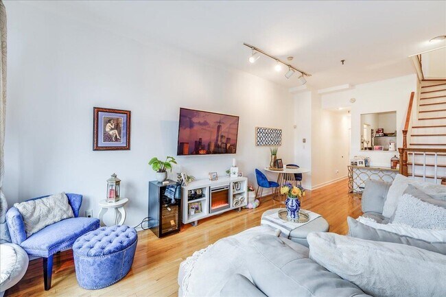 Foto del edificio - 222 Monroe St