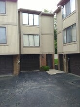 Building Photo - 307 Serendipity Dr