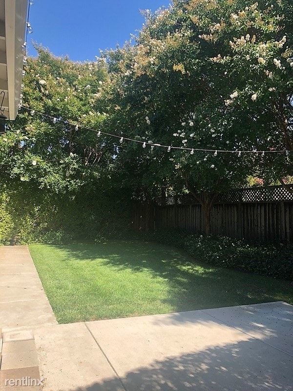 Foto del edificio - 3 br, 1 bath House - 2322 Tulip Road