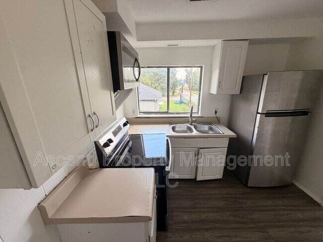 Foto del edificio - 508 Buckley St