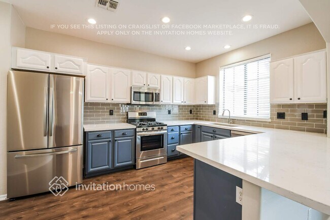 Foto del edificio - 2370 W Sleepy Ranch Rd