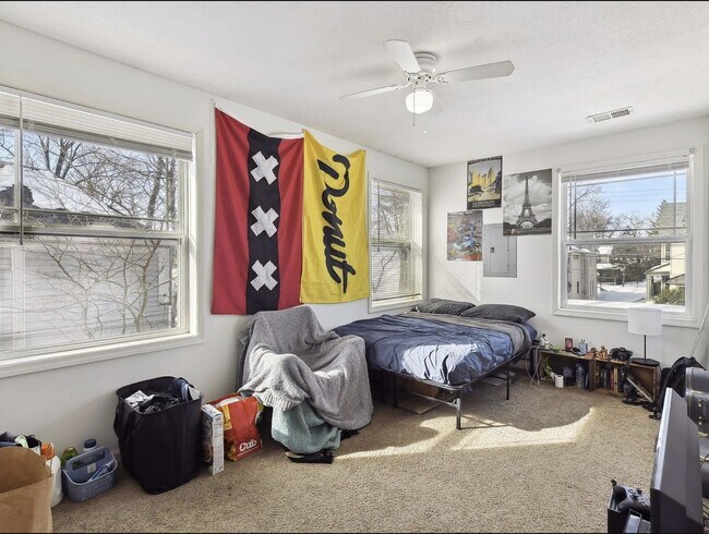 Foto del edificio - 3108 Colfax Ave S