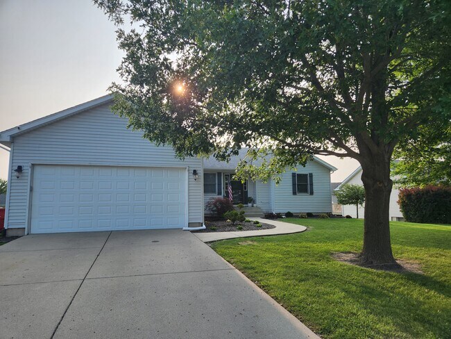 Foto del edificio - 13448 Finch Ct