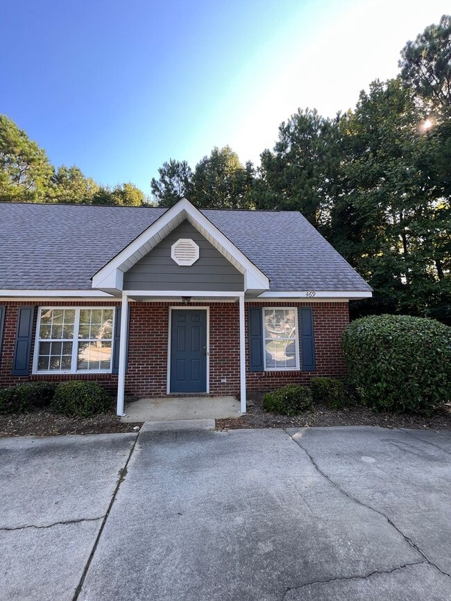 Building Photo - 467-469 Taleeda Ct