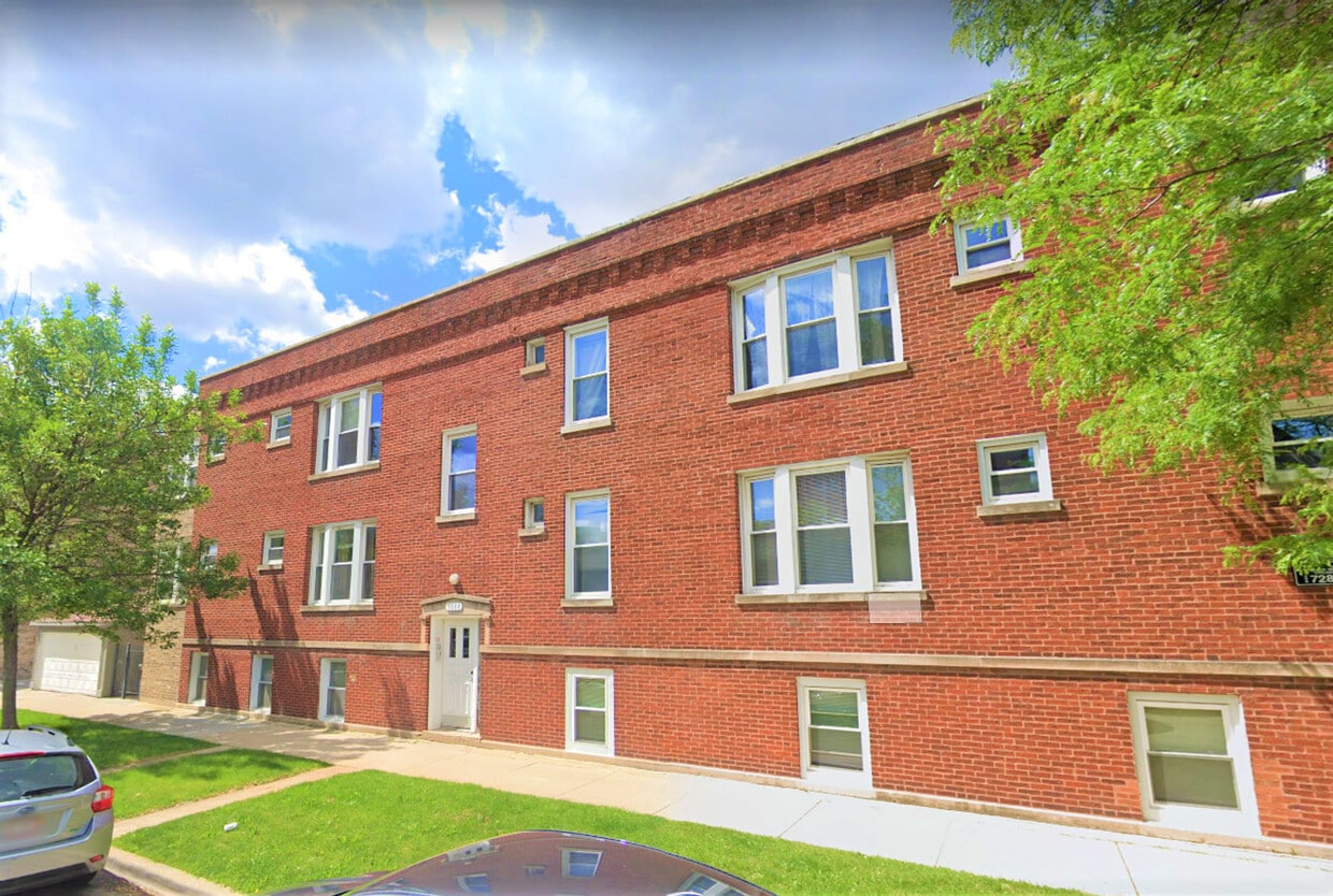 Foto principal - 5000 N Sawyer Ave