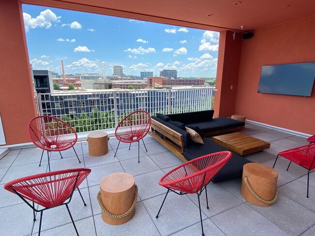 Photo - Room in Condo on S Duke St