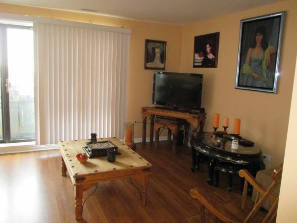 Foto del edificio - 1727 W Crystal Ln