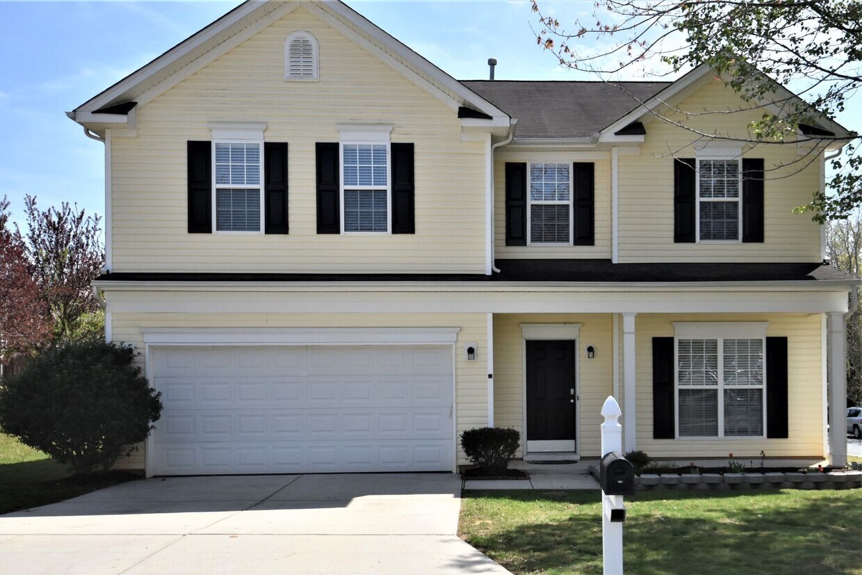 Foto principal - 6271 Glen Way Dr
