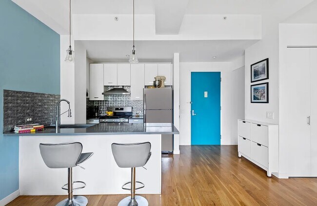 Foto del edificio - Cozy 2 BATH 2 BEDROOM